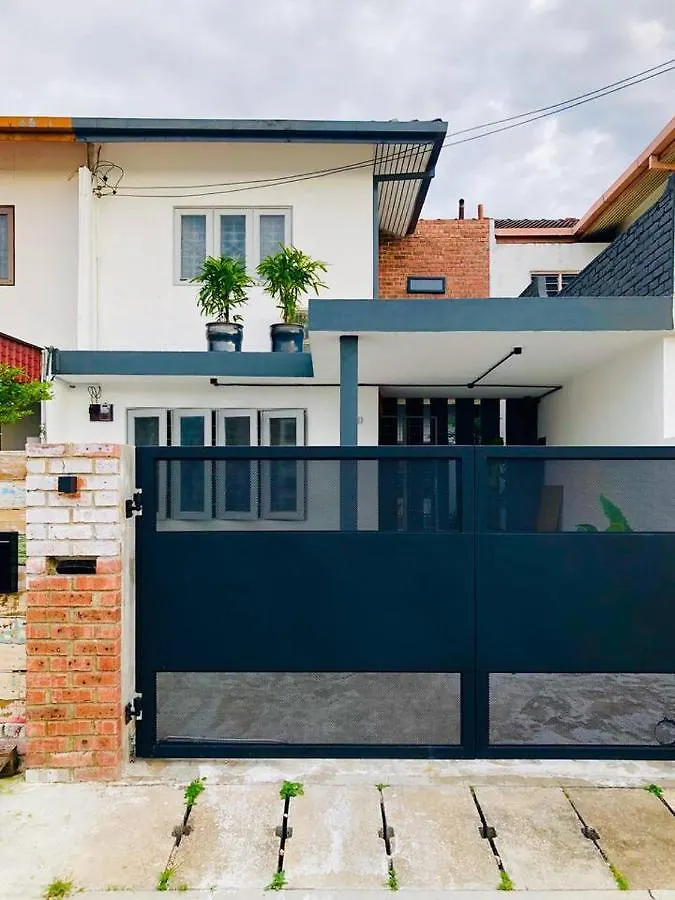 Ins White House Ipoh Villa Holiday home